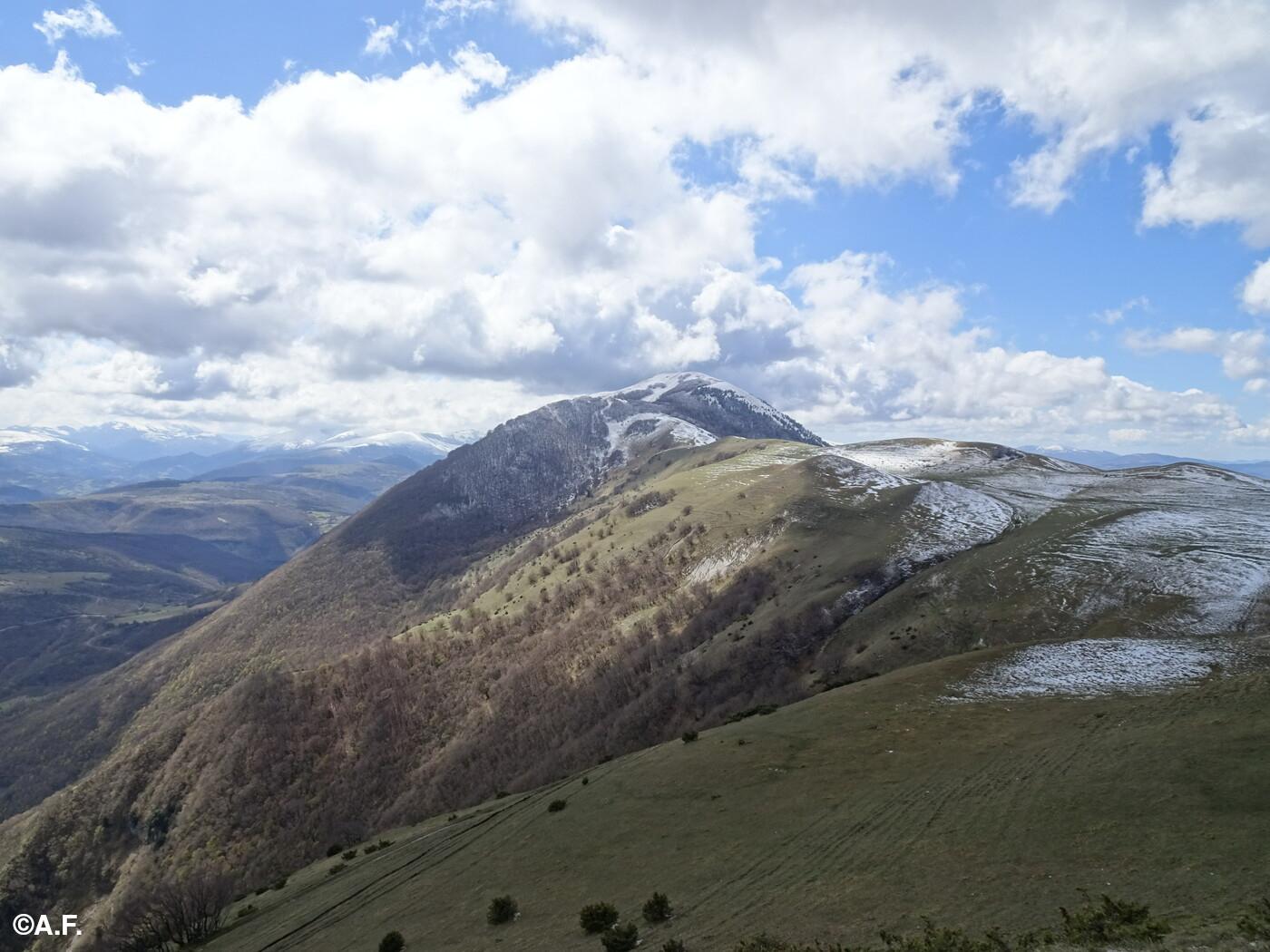 Il Monte Igno visto dal Monte di Campalto