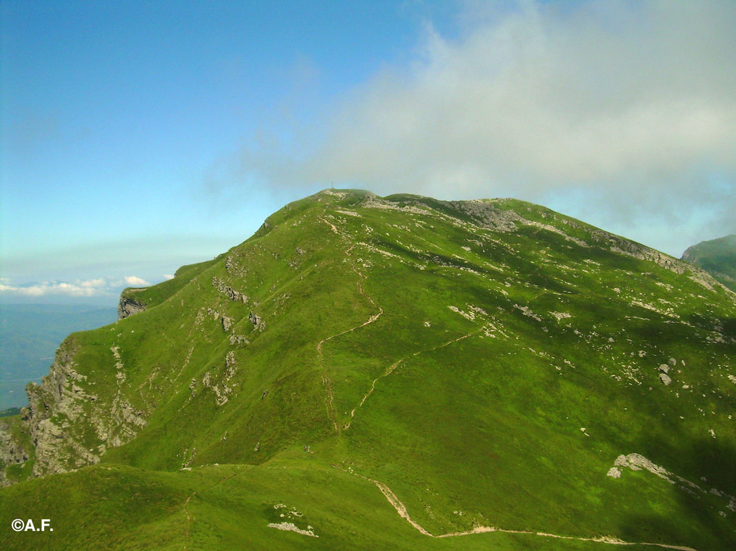 Il Monte Marmagna visto dal Monte Aquilotto