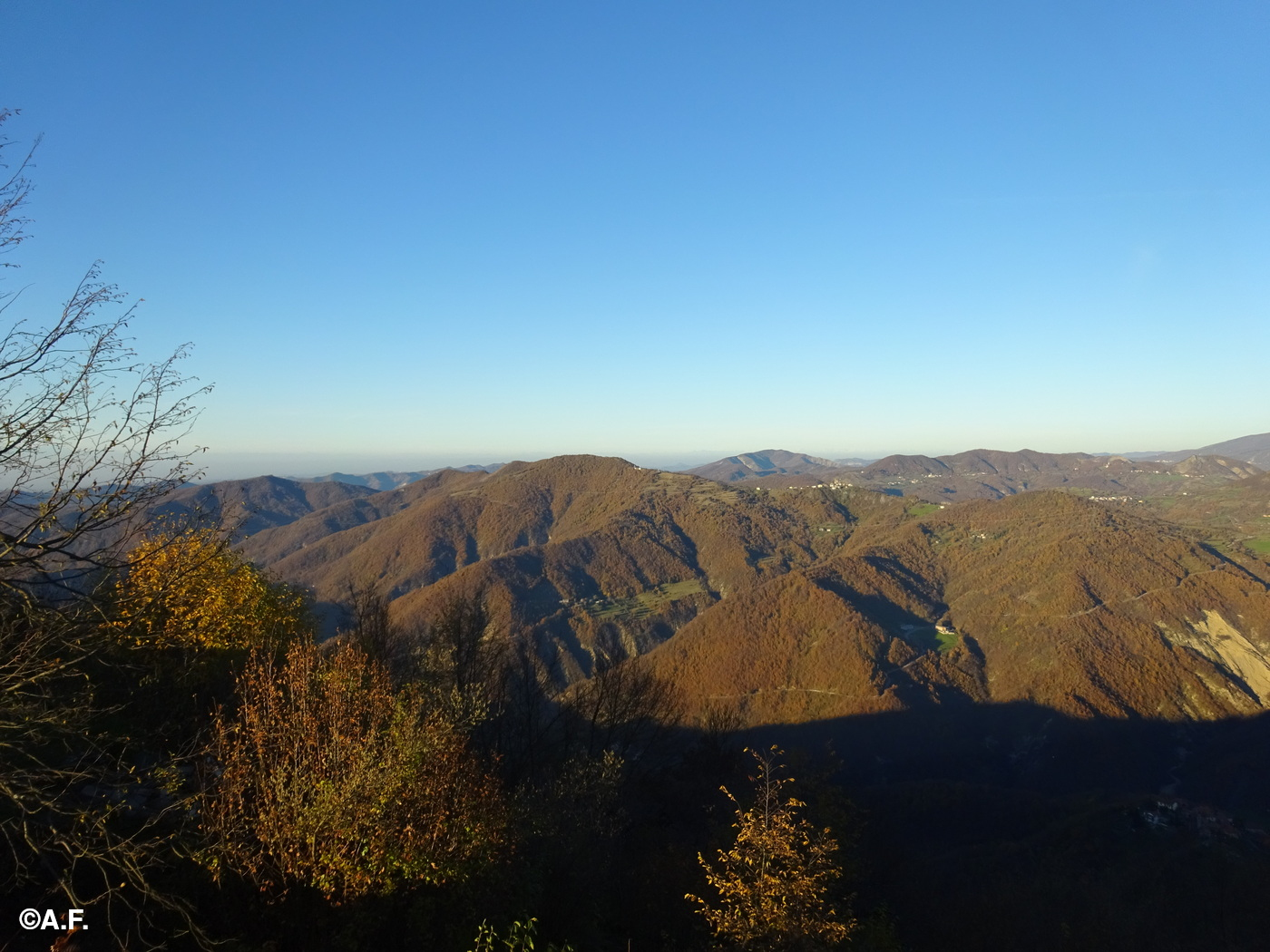 Panorama verso nord dal Monte Reale