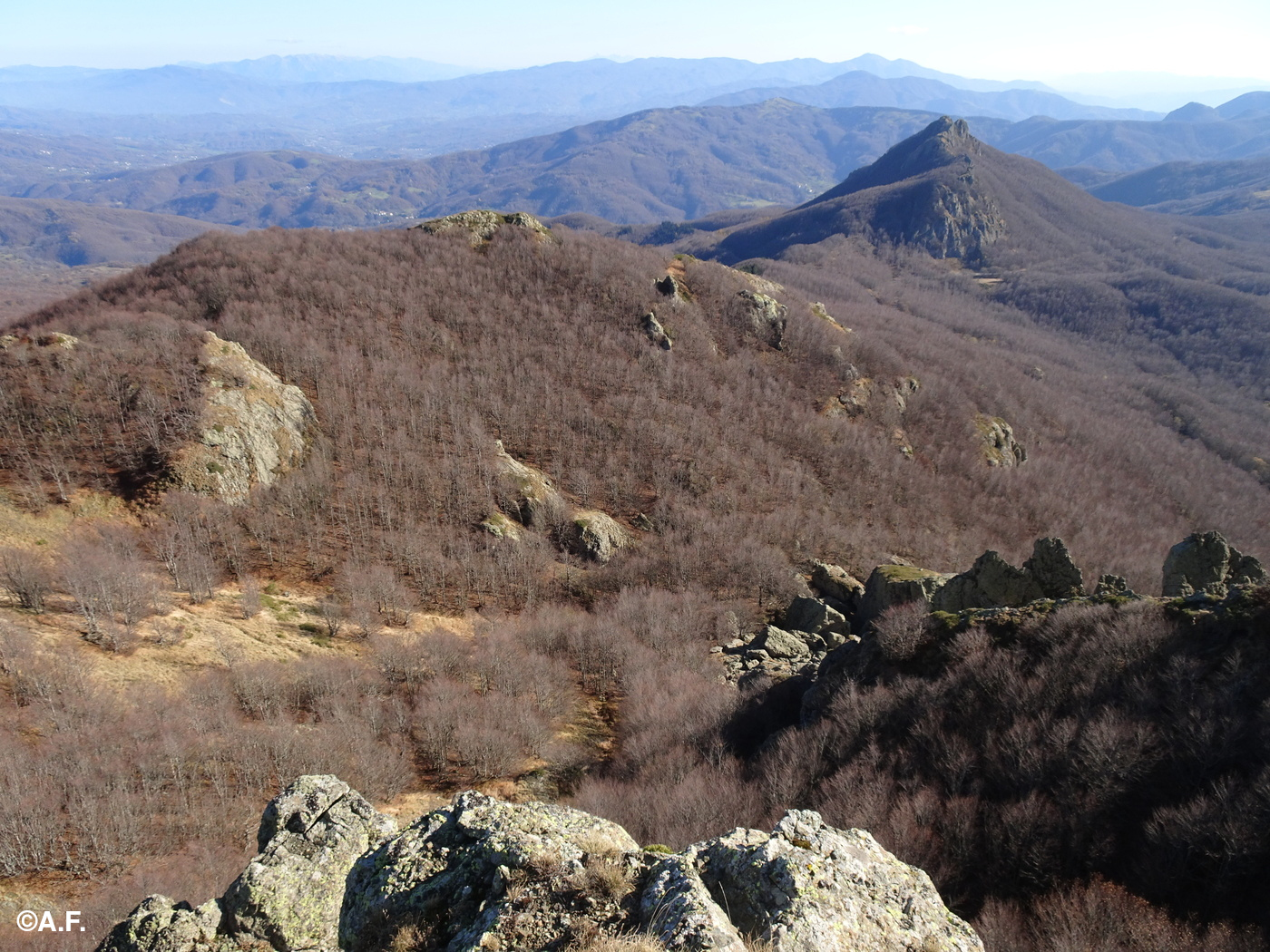 Panorama da un'anticima della Croce Martincana