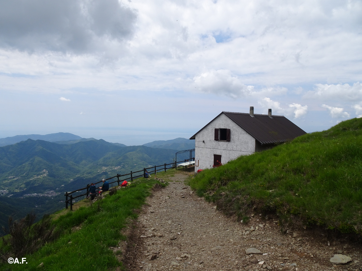 Il Rifugio Monte Cáucaso