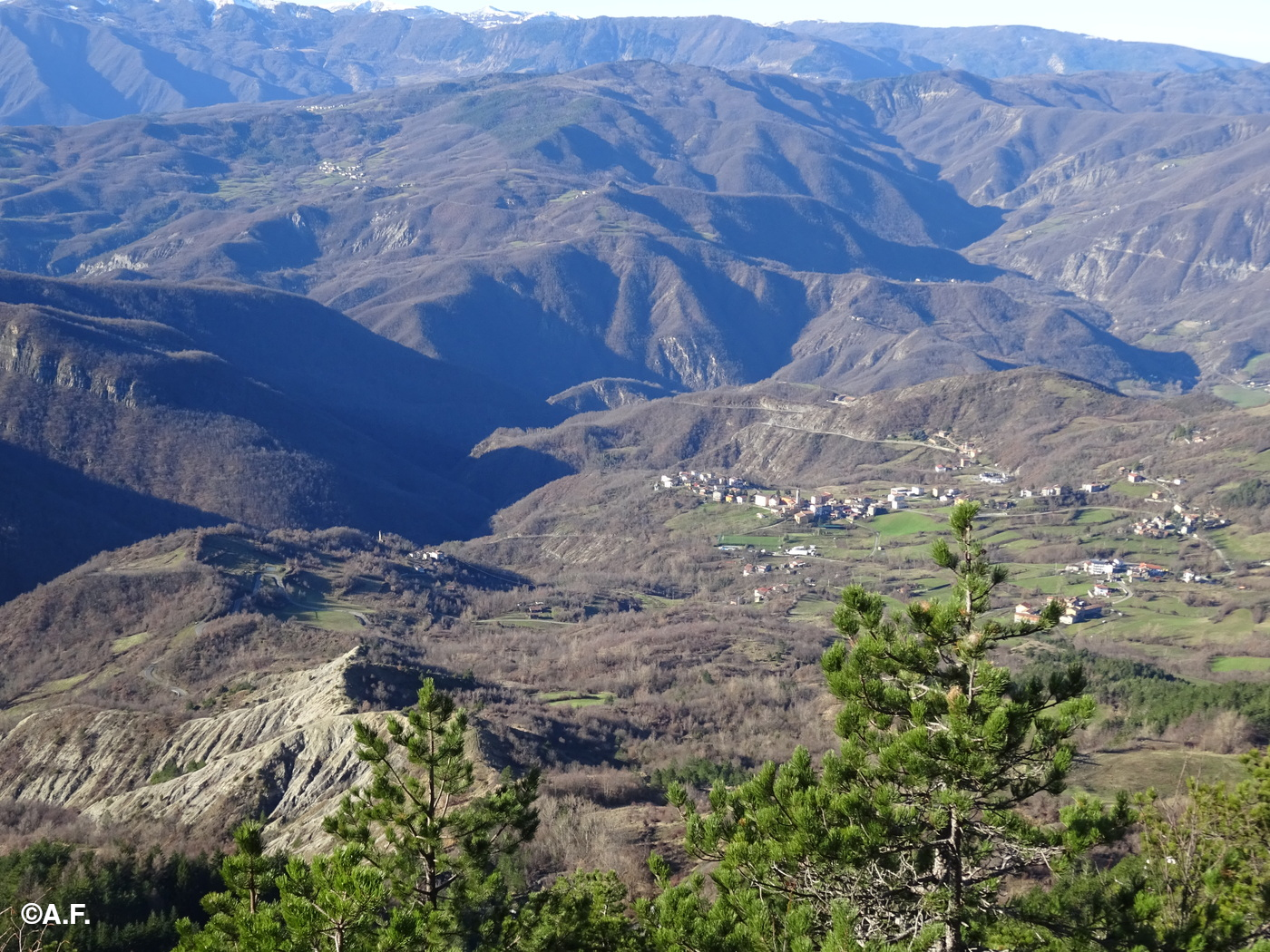 Panorama su Coli dal Monte Sant'Agostino