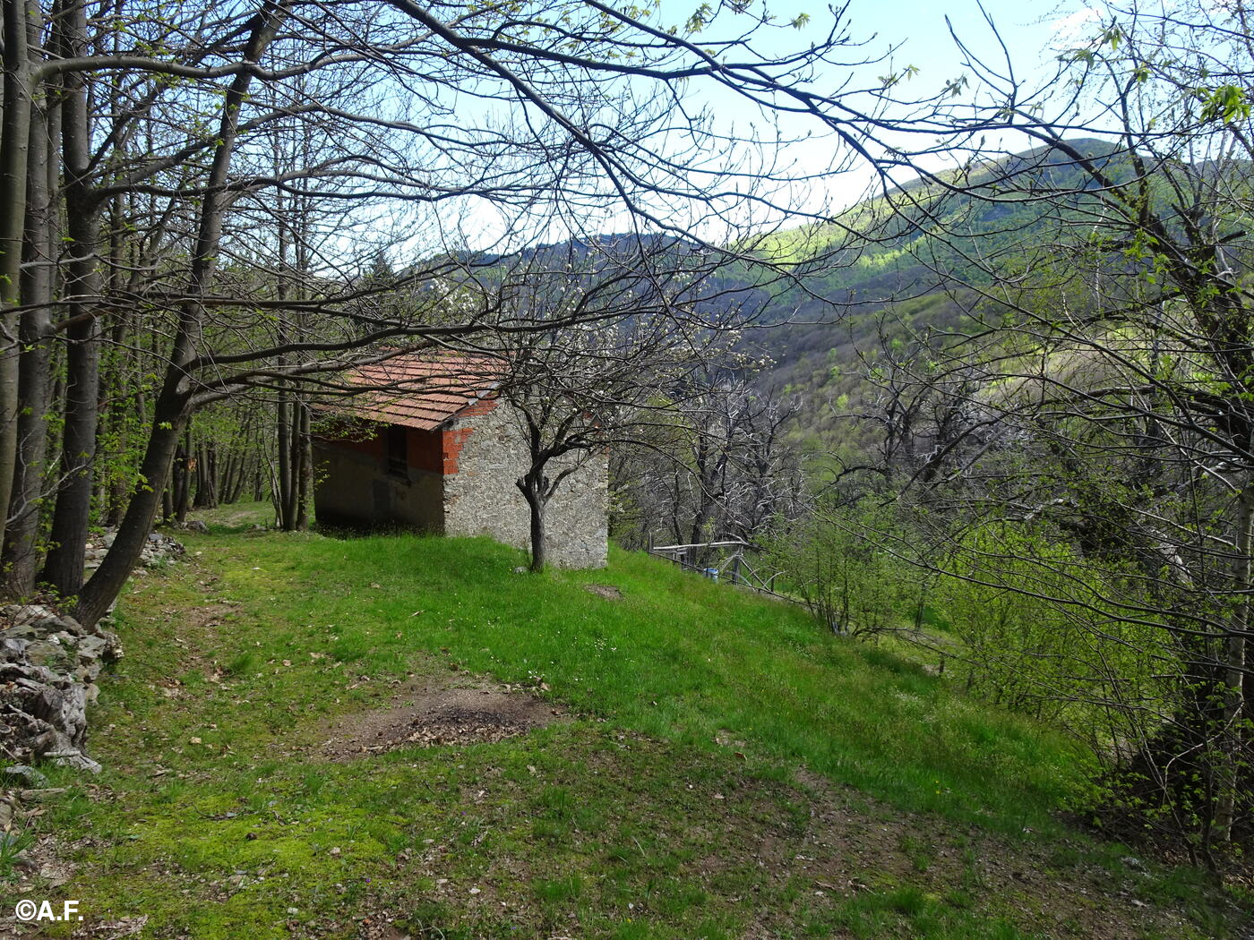 Casone nei pressi di Monte
